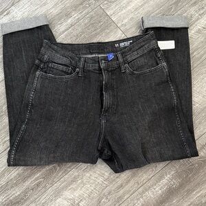 Women's Black MOM Jeans